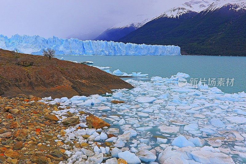 莫雷诺冰川和阿根廷湖- El Calafate，阿根廷巴塔哥尼亚